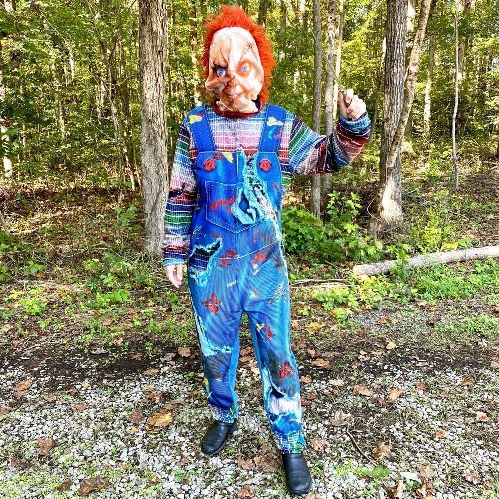 Adult Unisex Full Body Chucky Halloween Costume M
